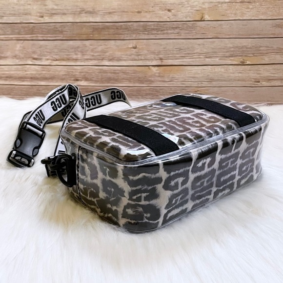 UGG Janey II Clear UGG Plush Crossbody Belt Bag - Picture 5 of 8